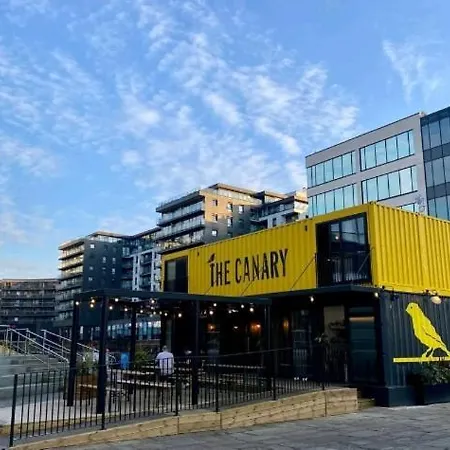 Leeds Docks Centre شقة *